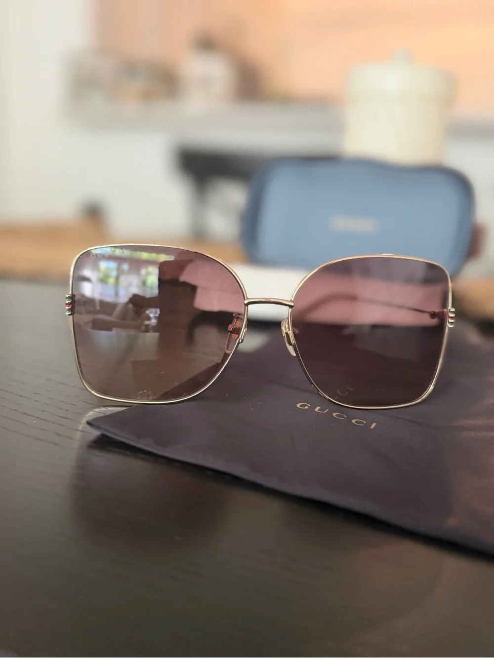 Gucci stylish sunglasses